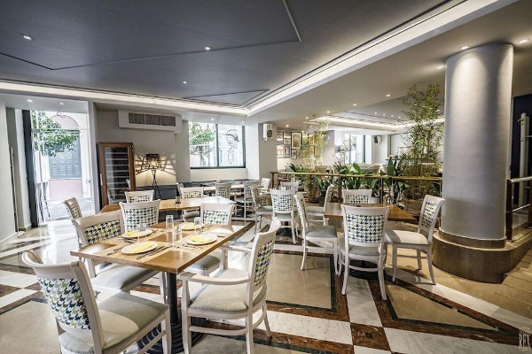 Rex Hotel (Kalamata)